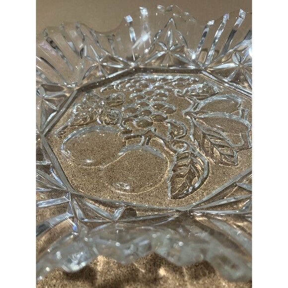 Embossed Fruit Bowl or Centerpiece 11x2' Dish, Antique MCM Federal Glass Co. - Picture 4 of 16